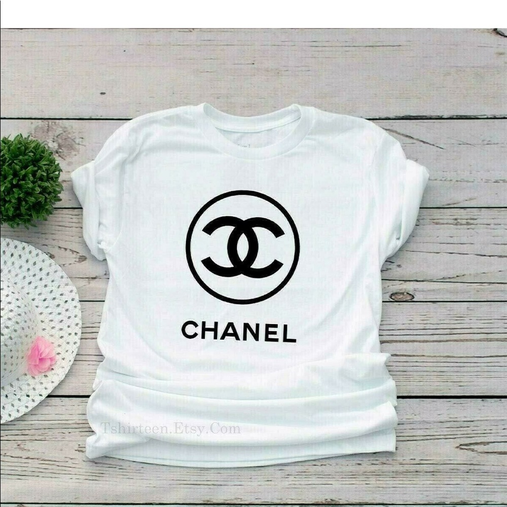 T-Shirt Graphic Tee white  Shirts ladies top new - Picture 3 of 6